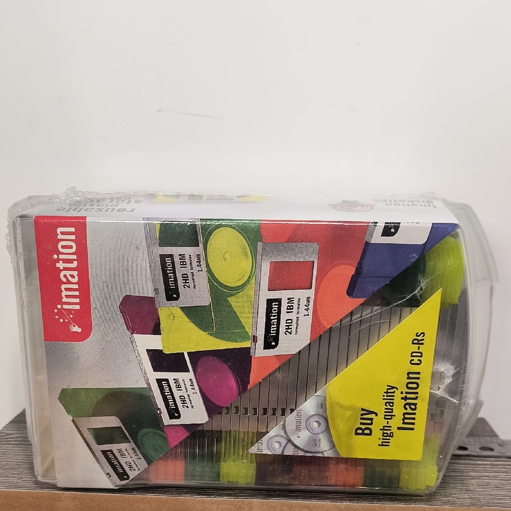 Imation CD-R Pack with Multicolor Cases Sealed